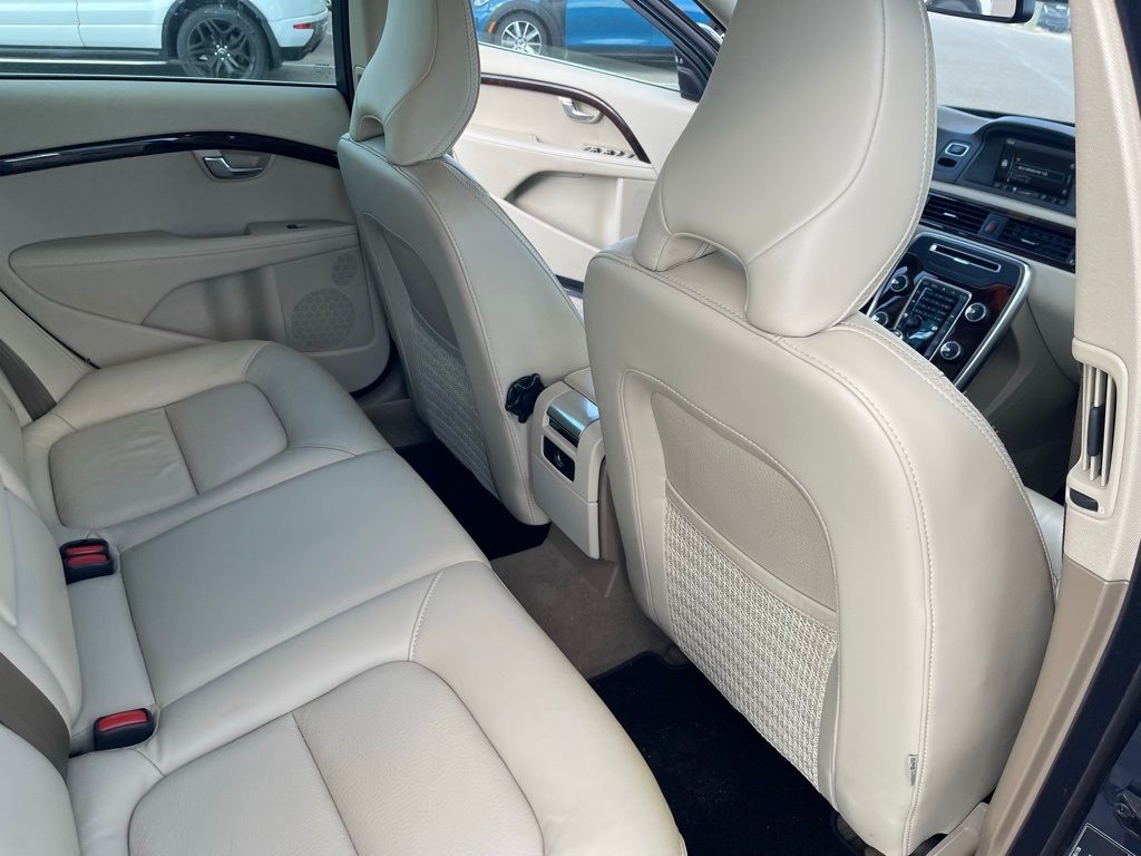 Thumbnail: 2014 Volvo XC70 - 25