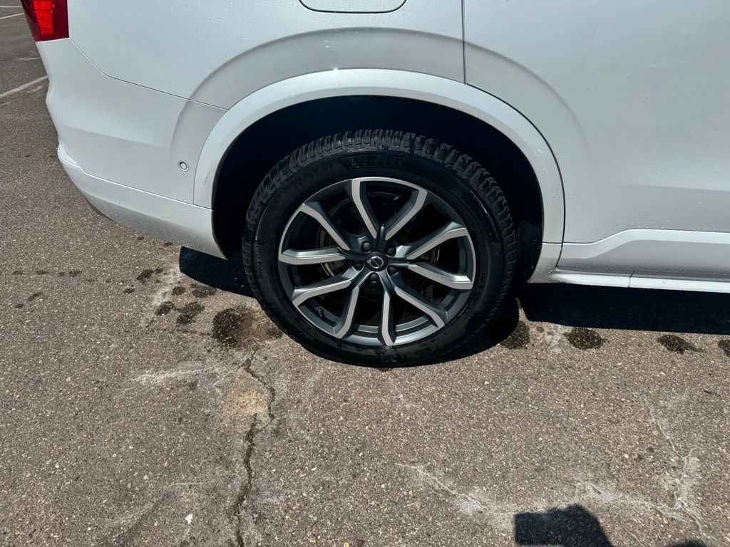 Thumbnail: 2019 Volvo XC90 - 17