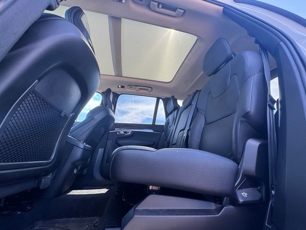 Thumbnail: 2019 Volvo XC90 - 10