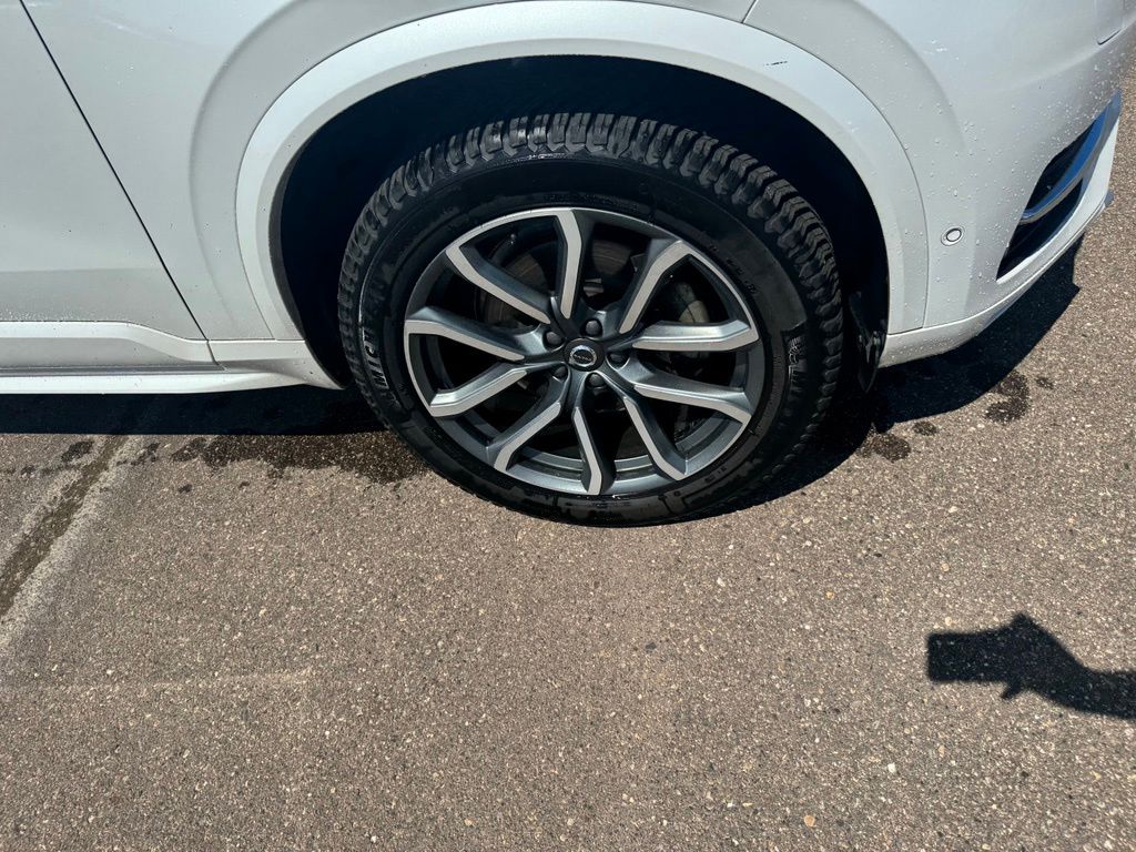 Thumbnail: 2019 Volvo XC90 - 16