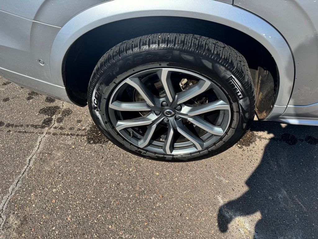 Thumbnail: 2019 Volvo XC90 - 15