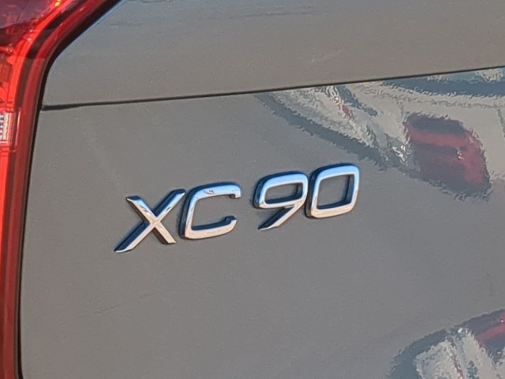 Thumbnail: 2016 Volvo XC90 - 22