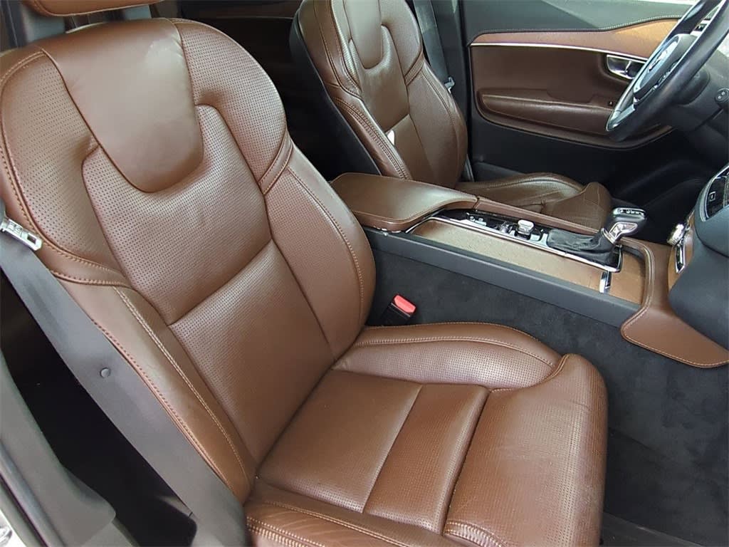 Thumbnail: 2018 Volvo XC90 - 28