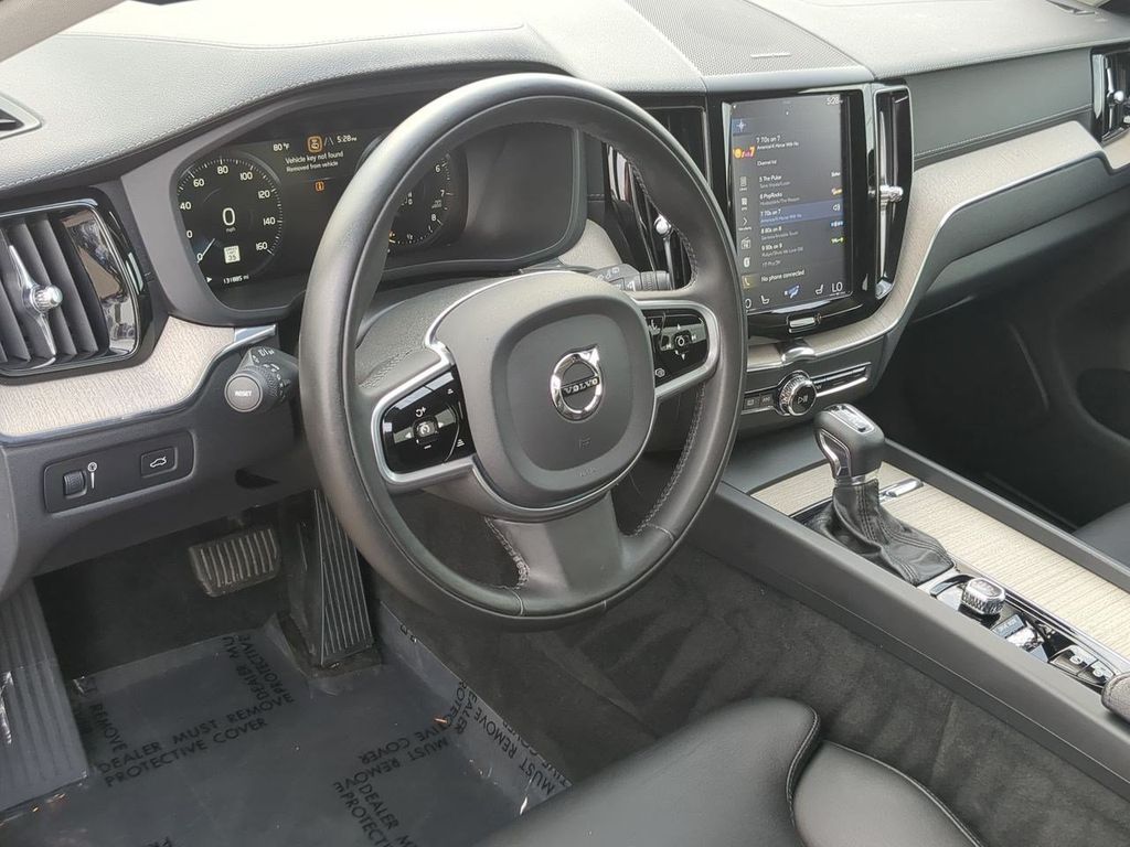 Thumbnail: 2020 Volvo XC60 - 2