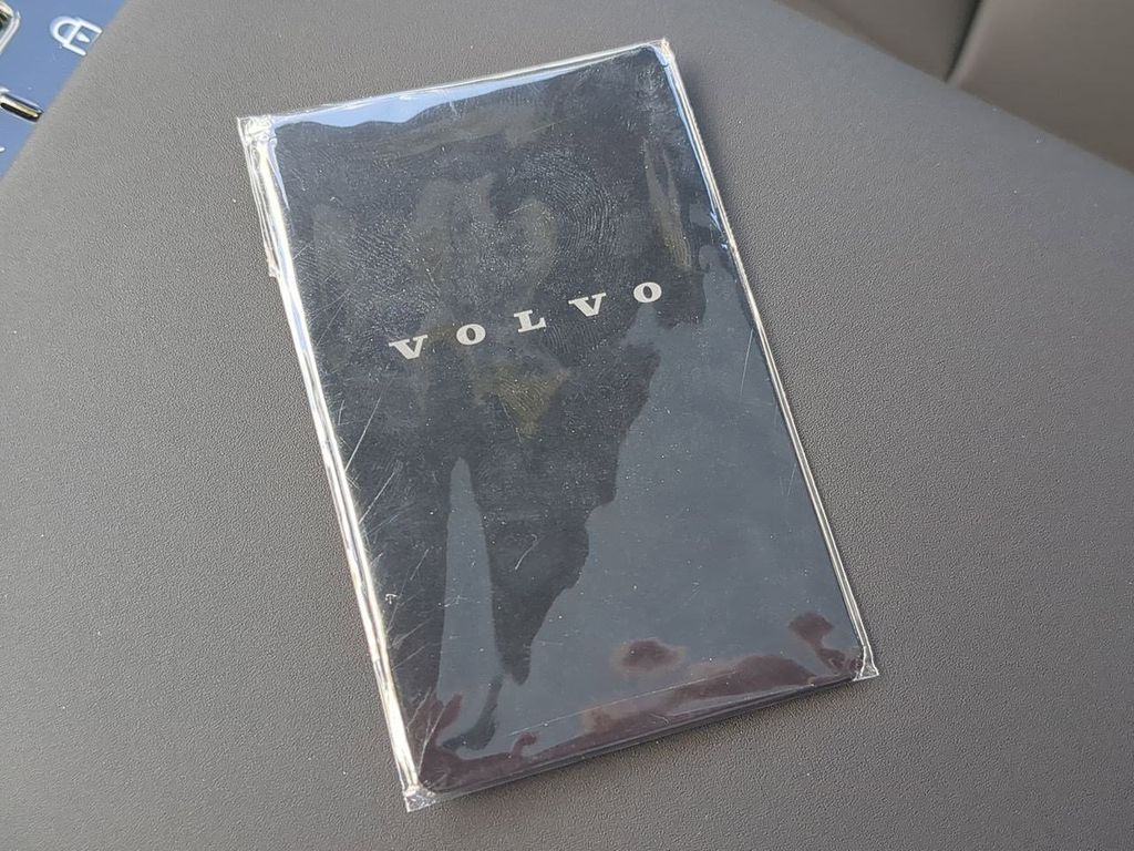 Thumbnail: 2026 Volvo EX30 - 30