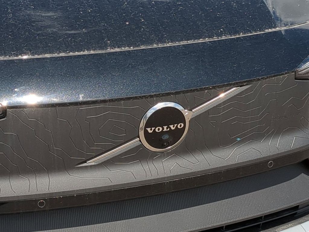 Thumbnail: 2026 Volvo EX30 - 21