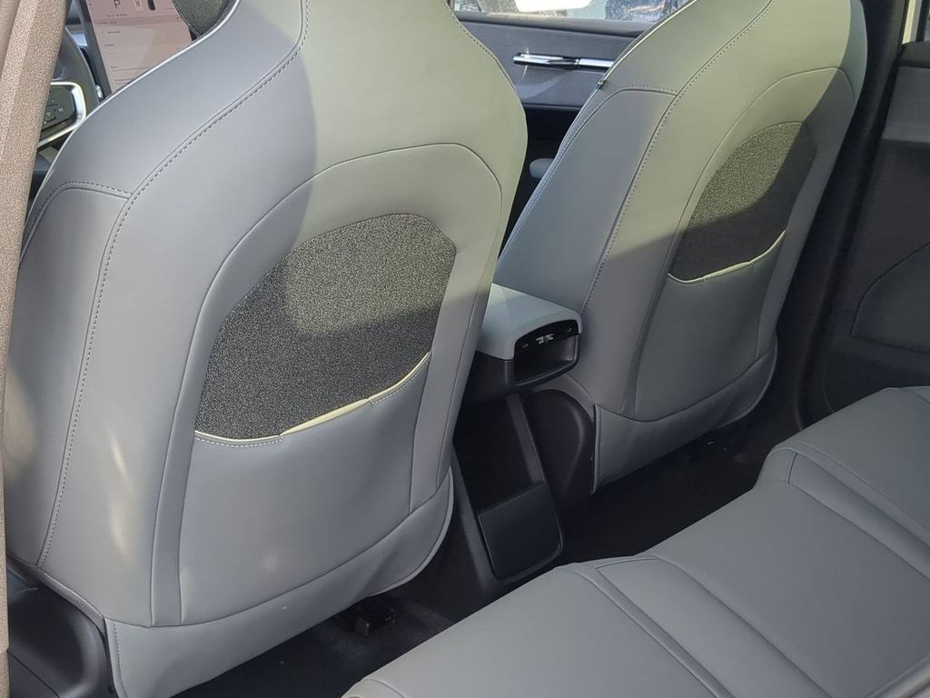 Thumbnail: 2026 Volvo EX30 - 11