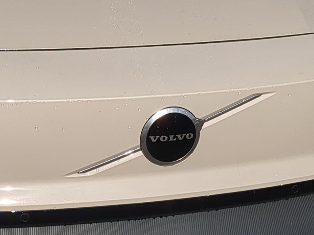 Thumbnail: 2026 Volvo EX30 - 6