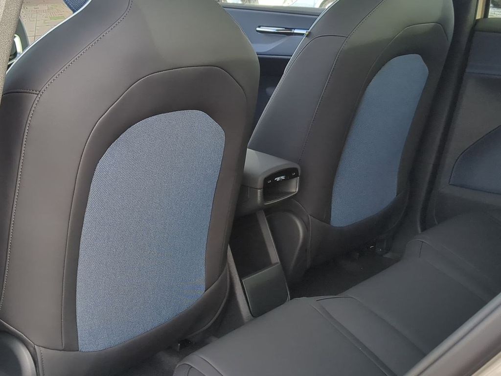 Thumbnail: 2026 Volvo EX30 - 11