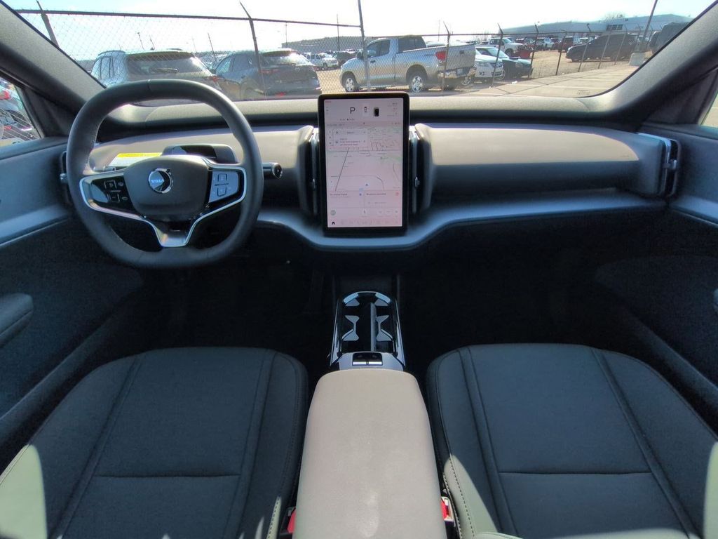 Thumbnail: 2026 Volvo EX30 - 9