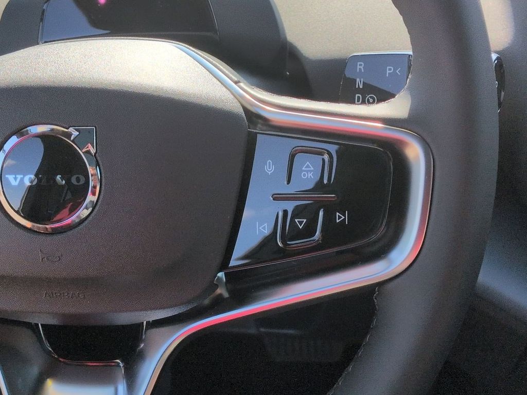 Thumbnail: 2026 Volvo EX30 - 28