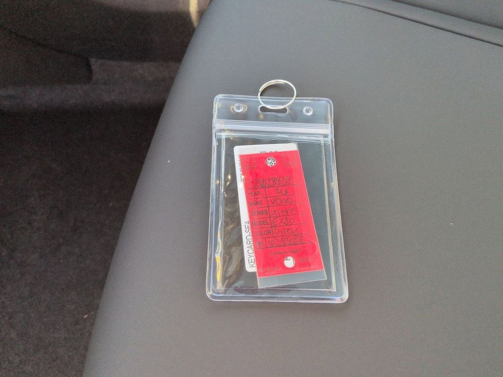 Thumbnail: 2026 Volvo EX30 - 15