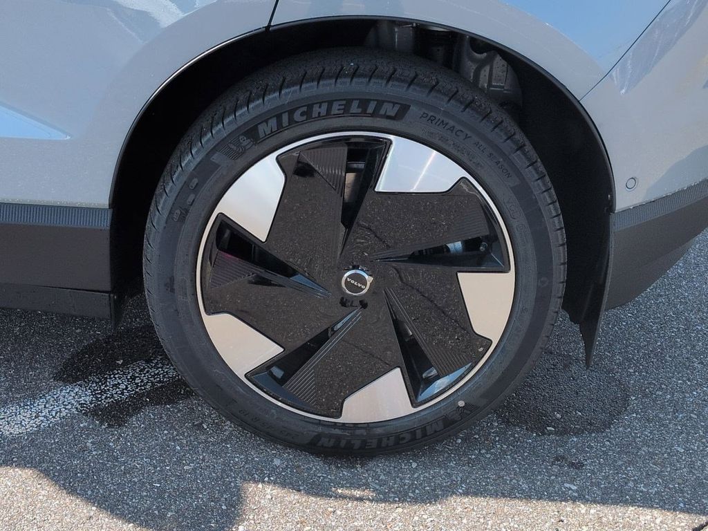 Thumbnail: 2026 Volvo EX30 - 8