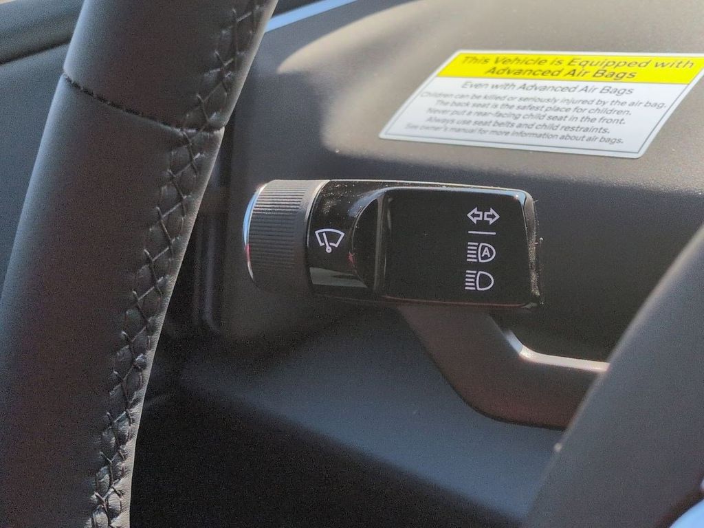 Thumbnail: 2026 Volvo EX30 - 29