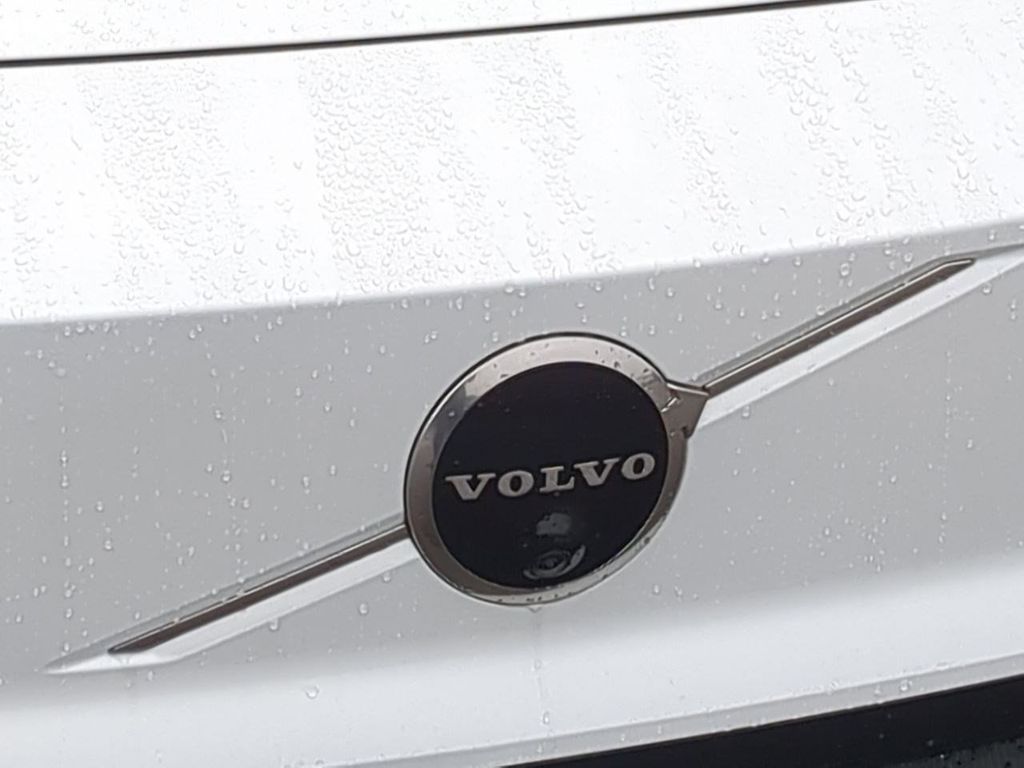 Thumbnail: 2026 Volvo EX30 - 6