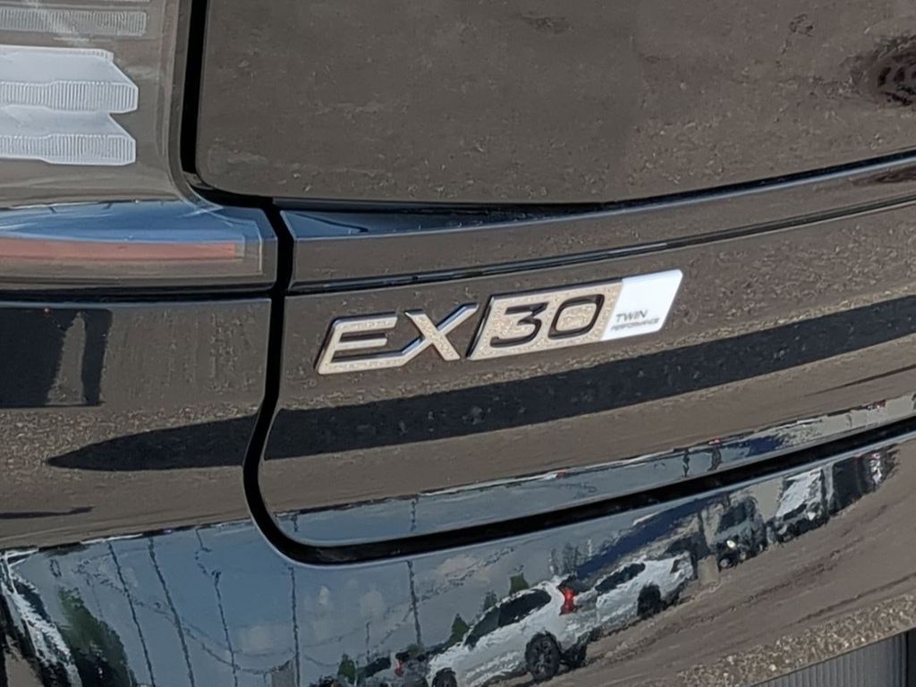 Thumbnail: 2026 Volvo EX30 - 6