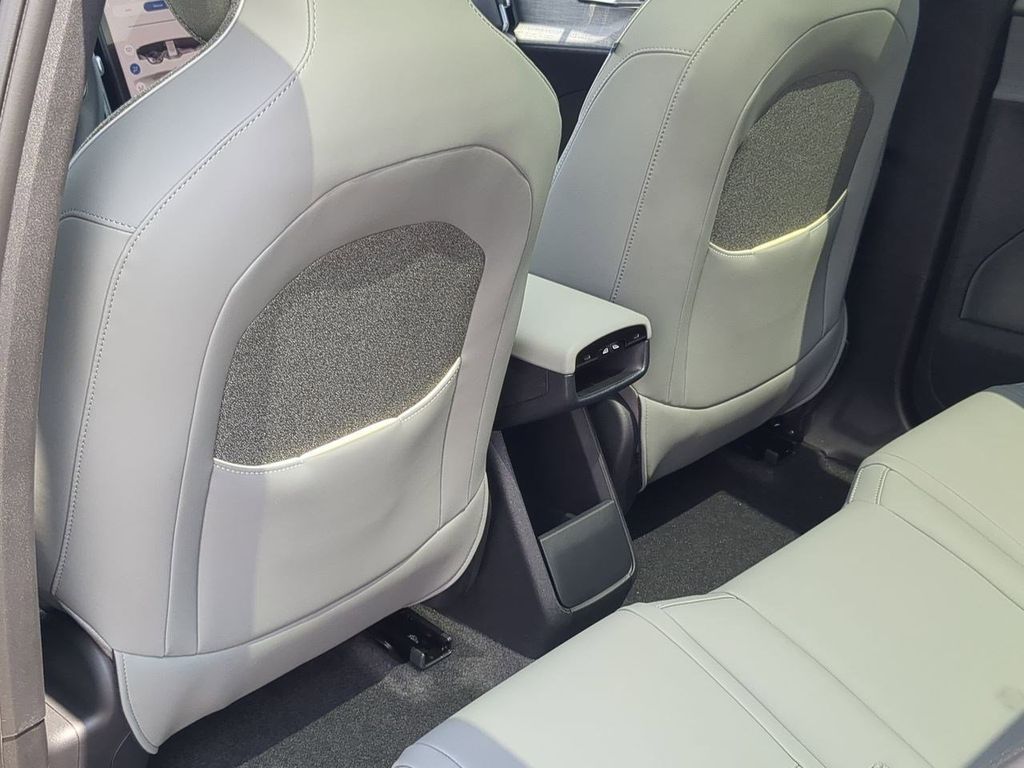 Thumbnail: 2026 Volvo EX30 - 11