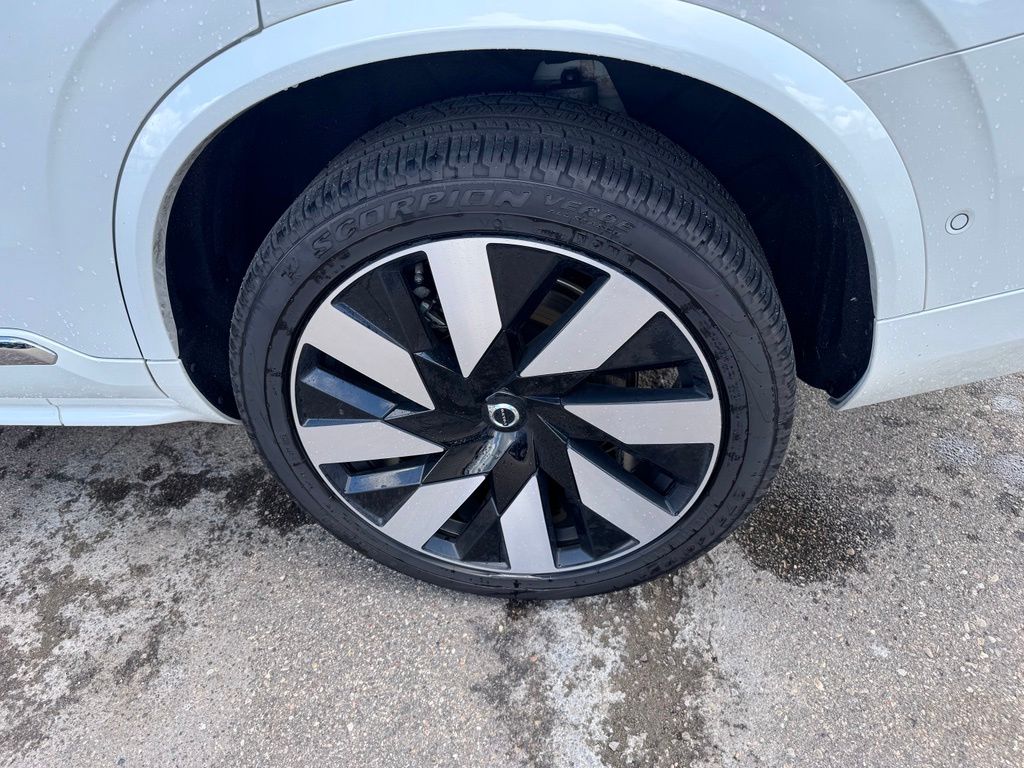 Thumbnail: 2024 Volvo XC90 - 19