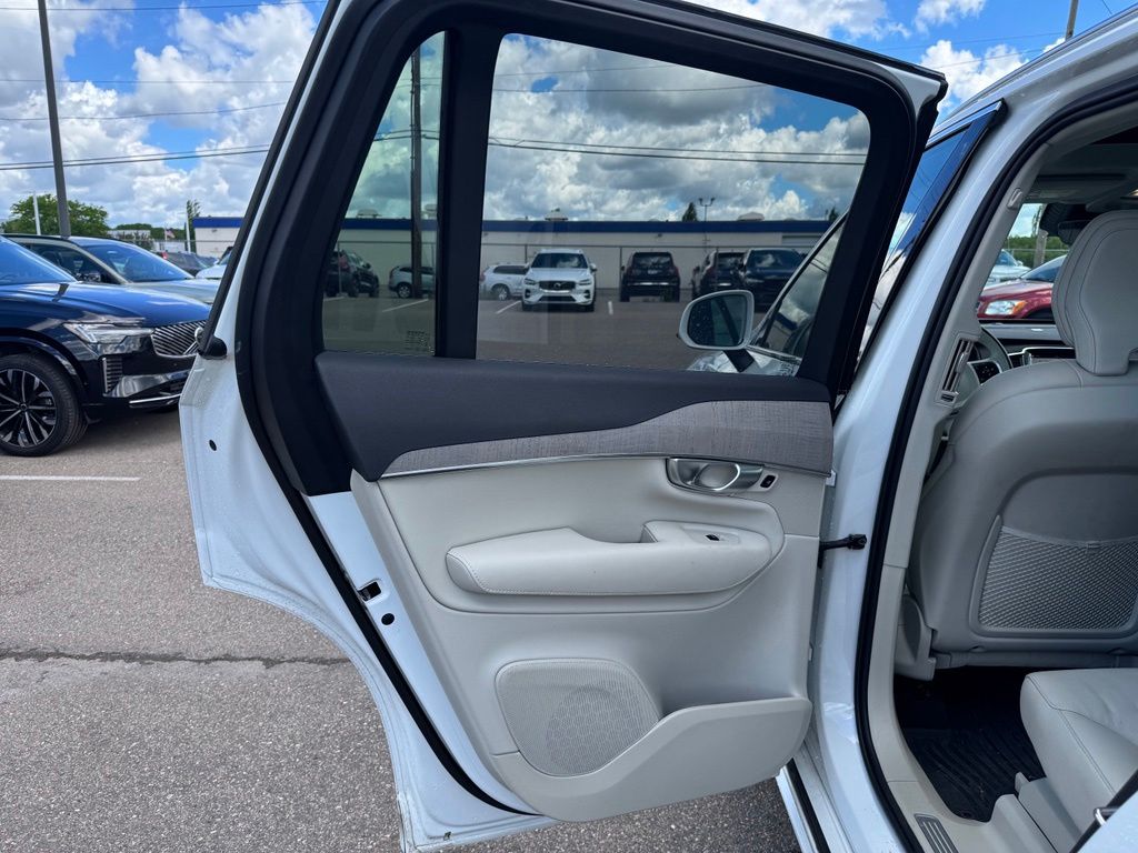 Thumbnail: 2024 Volvo XC90 - 20