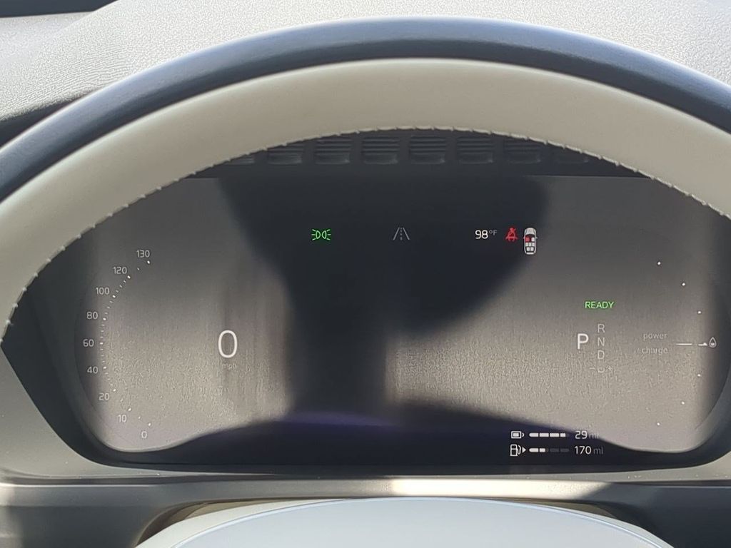 Thumbnail: 2024 Volvo XC90 - 16