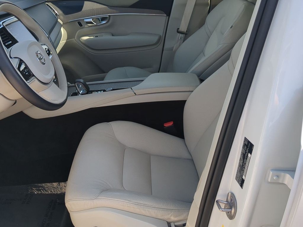 Thumbnail: 2023 Volvo XC90 - 10