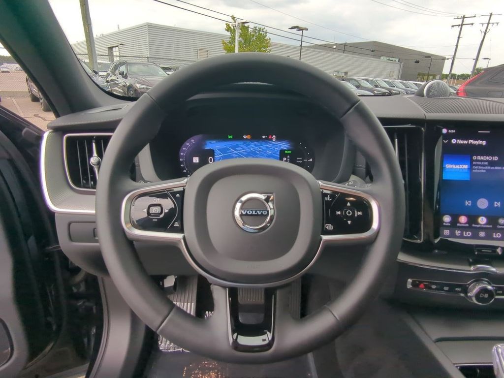 Thumbnail: 2024 Volvo XC60 - 13