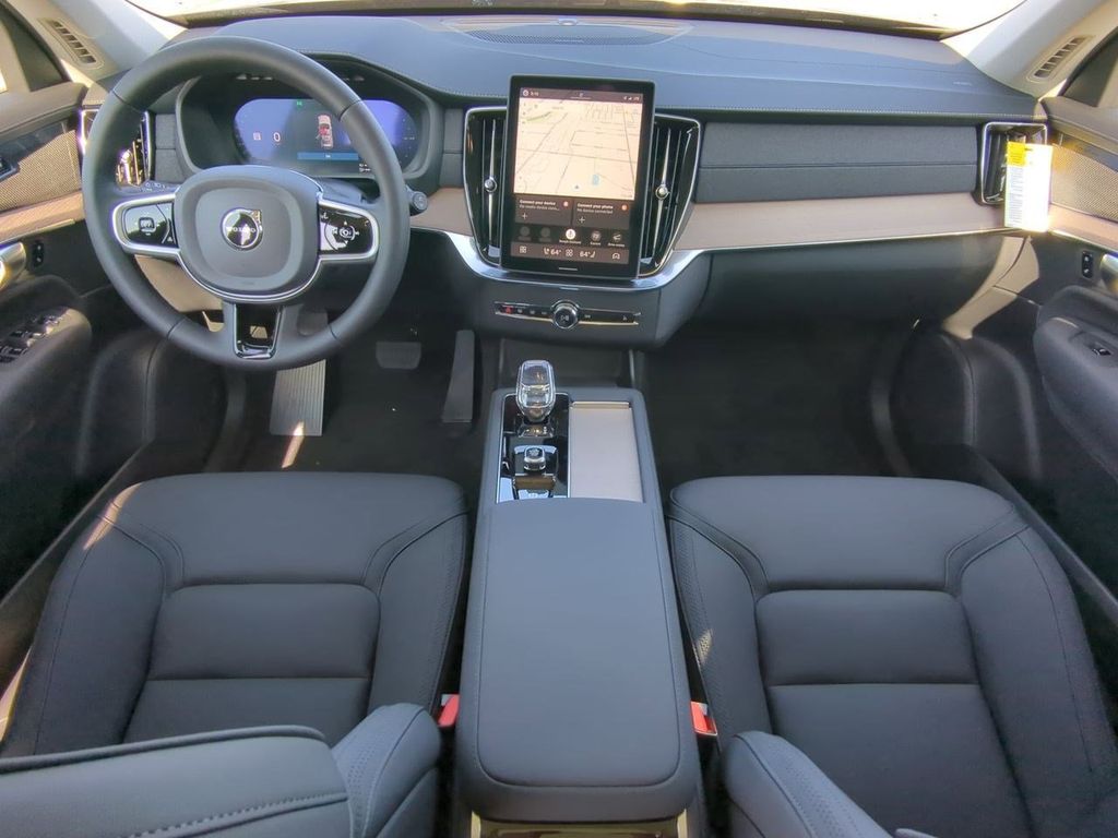 Thumbnail: 2026 Volvo XC90 - 9