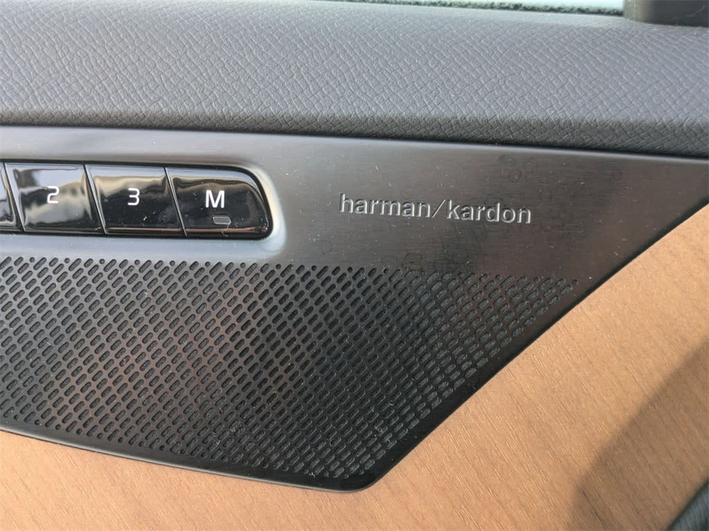 Thumbnail: 2025 Volvo XC90 - 31