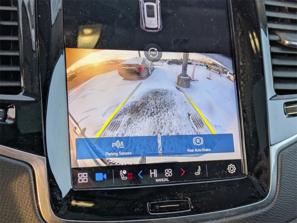 Thumbnail: 2025 Volvo XC90 - 30