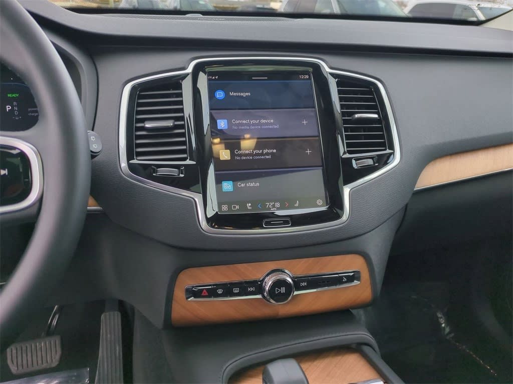 Thumbnail: 2025 Volvo XC90 - 11