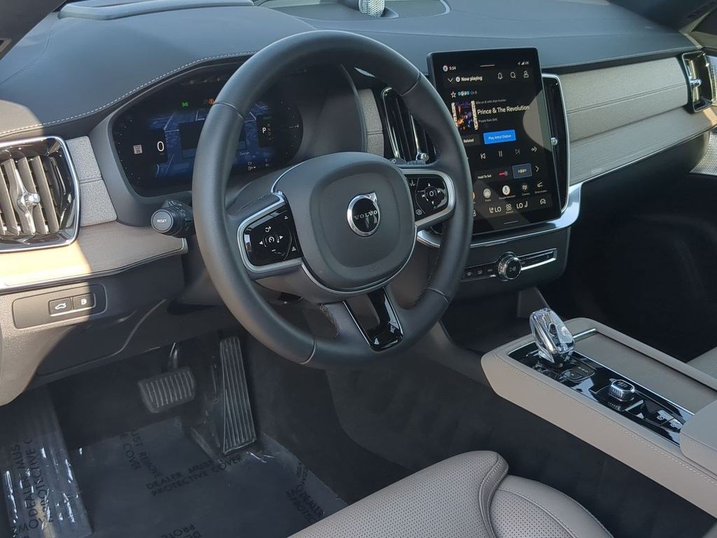 Thumbnail: 2026 Volvo XC90 - 2