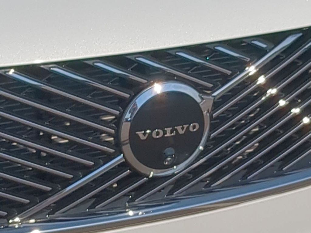 Thumbnail: 2026 Volvo XC90 - 7