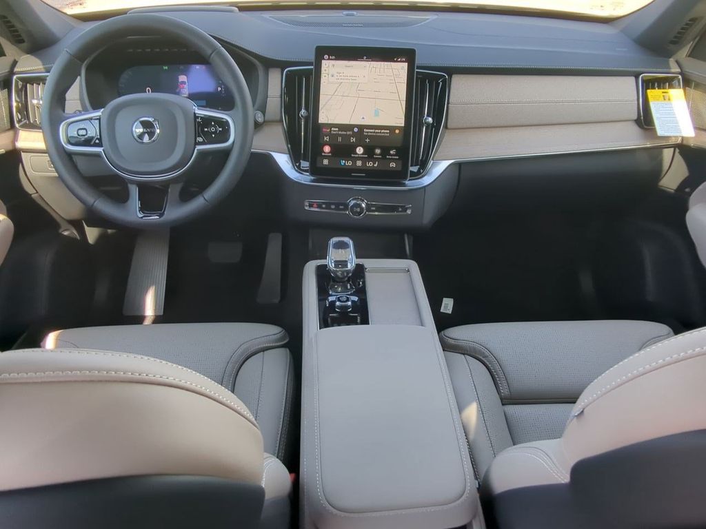 Thumbnail: 2026 Volvo XC90 - 9
