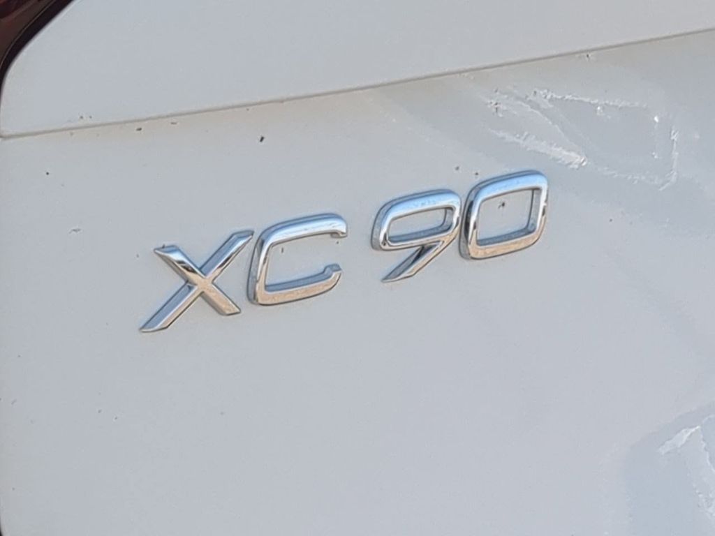 Thumbnail: 2026 Volvo XC90 - 22