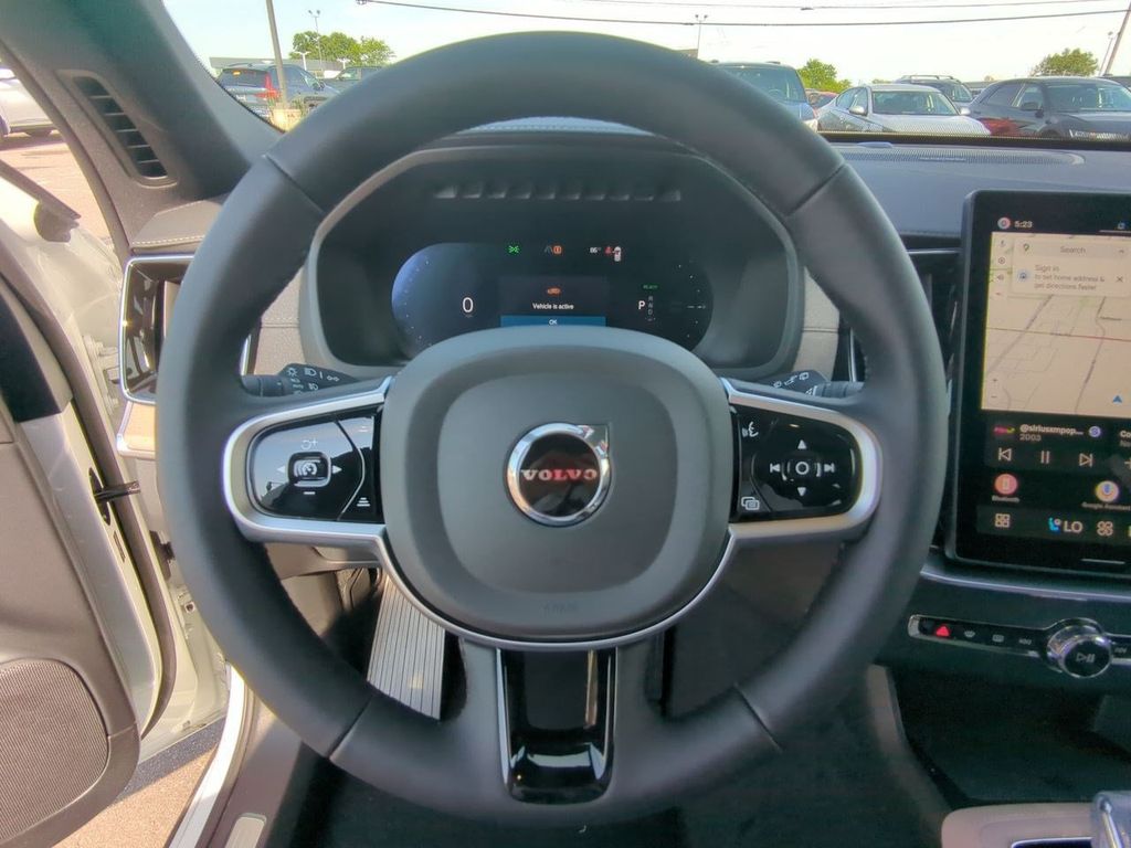 Thumbnail: 2026 Volvo XC90 - 13