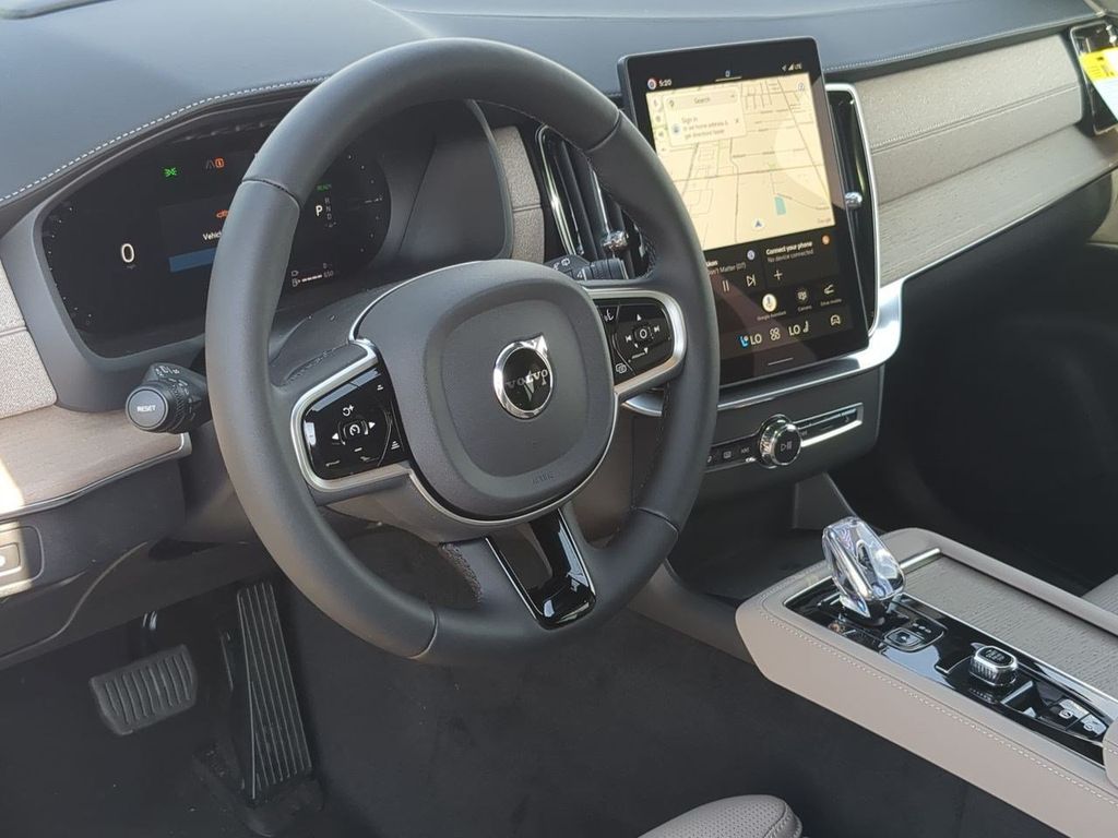 Thumbnail: 2026 Volvo XC90 - 2