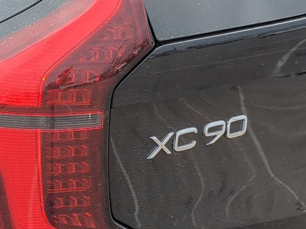 Thumbnail: 2026 Volvo XC90 - 7