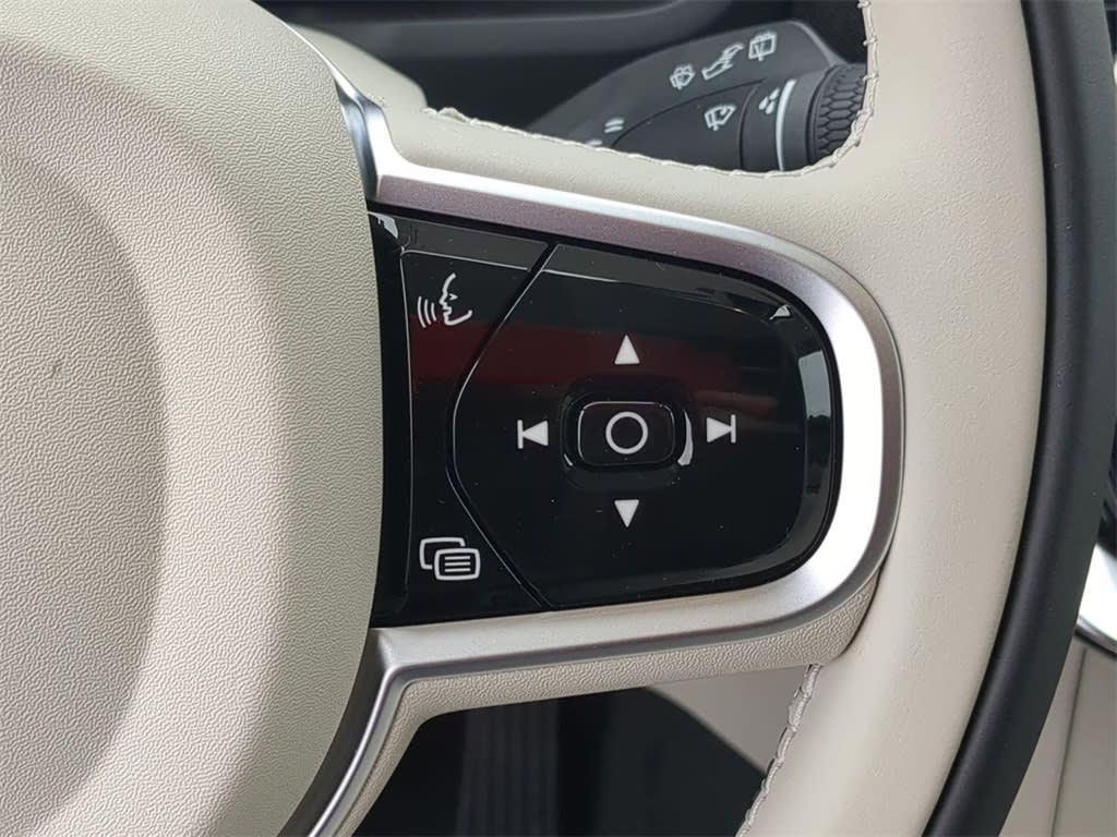 Thumbnail: 2026 Volvo XC90 - 29