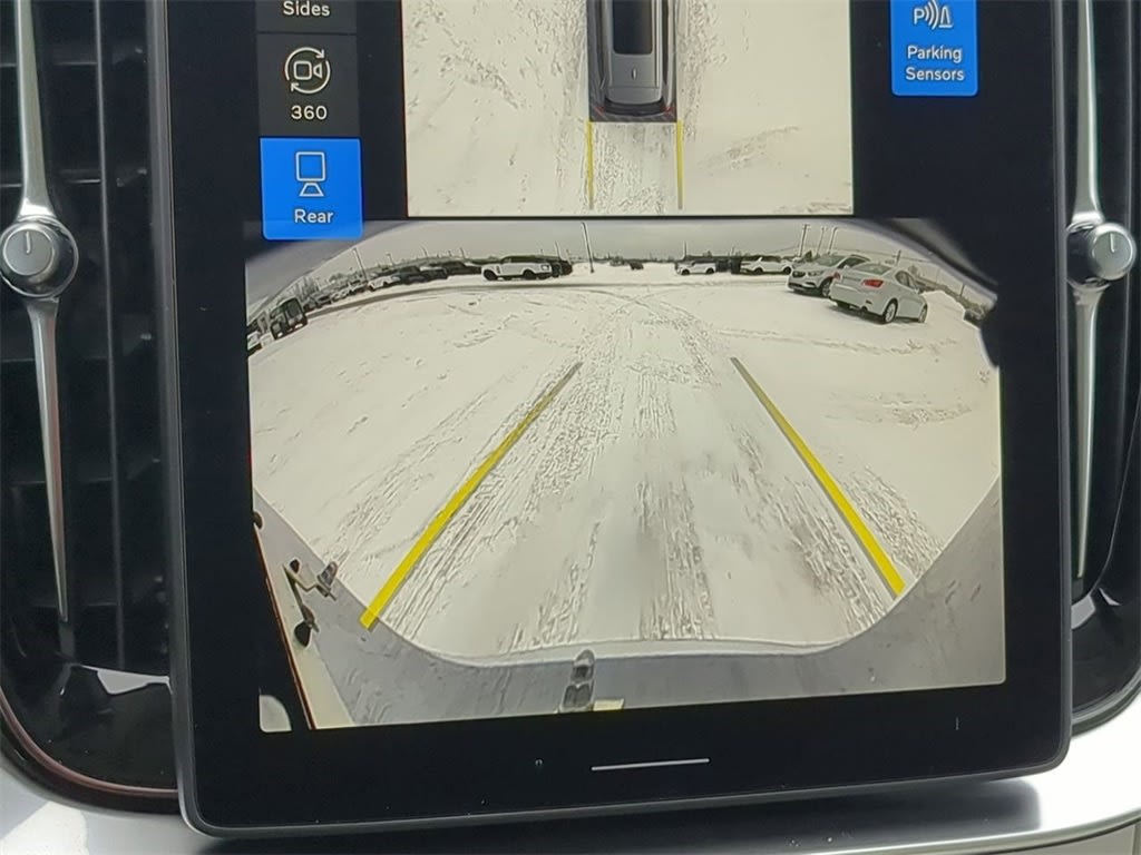 Thumbnail: 2026 Volvo XC90 - 32