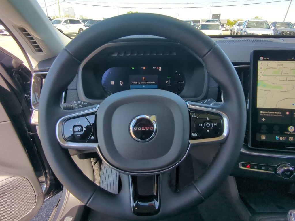 Thumbnail: 2026 Volvo XC90 - 13