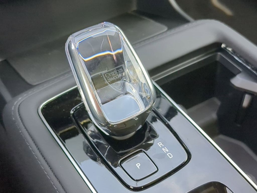 Thumbnail: 2026 Volvo XC90 - 15