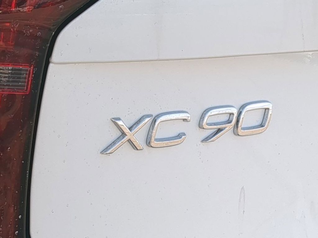 Thumbnail: 2026 Volvo XC90 - 22