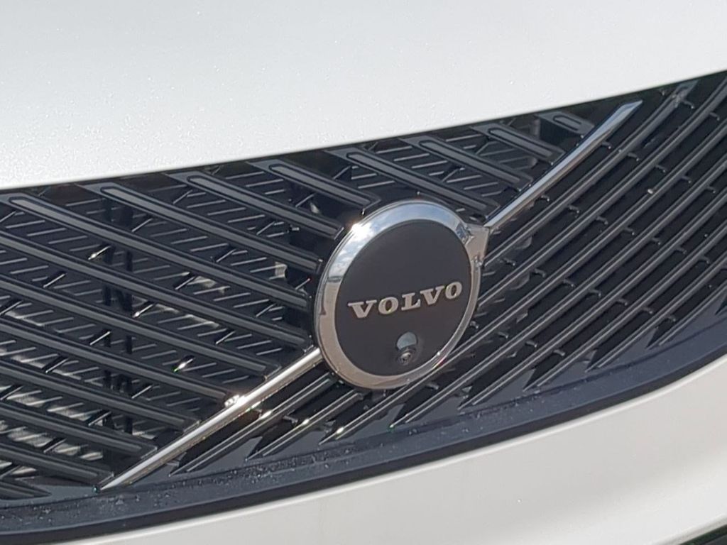 Thumbnail: 2026 Volvo XC90 - 7