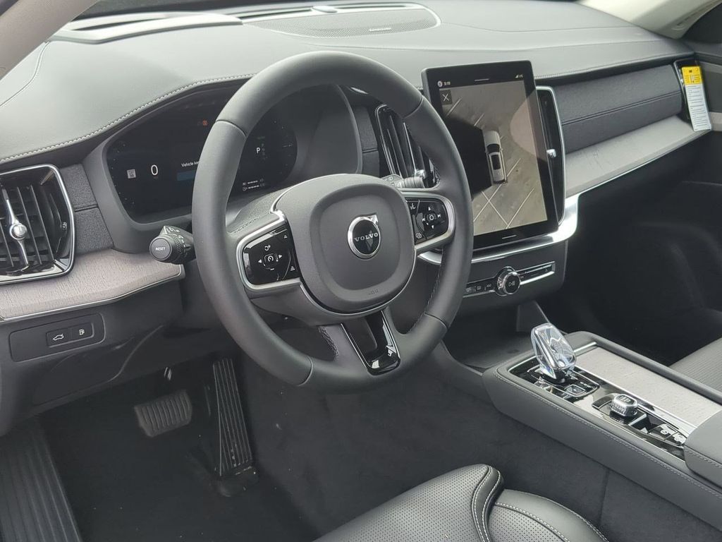 Thumbnail: 2026 Volvo XC90 - 2