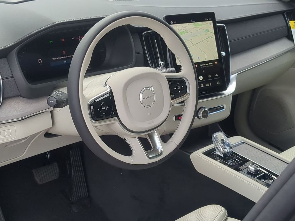 Thumbnail: 2026 Volvo XC90 - 2