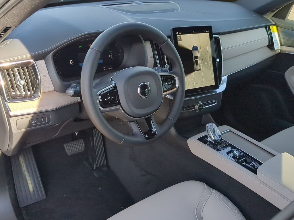 Thumbnail: 2026 Volvo XC90 - 2