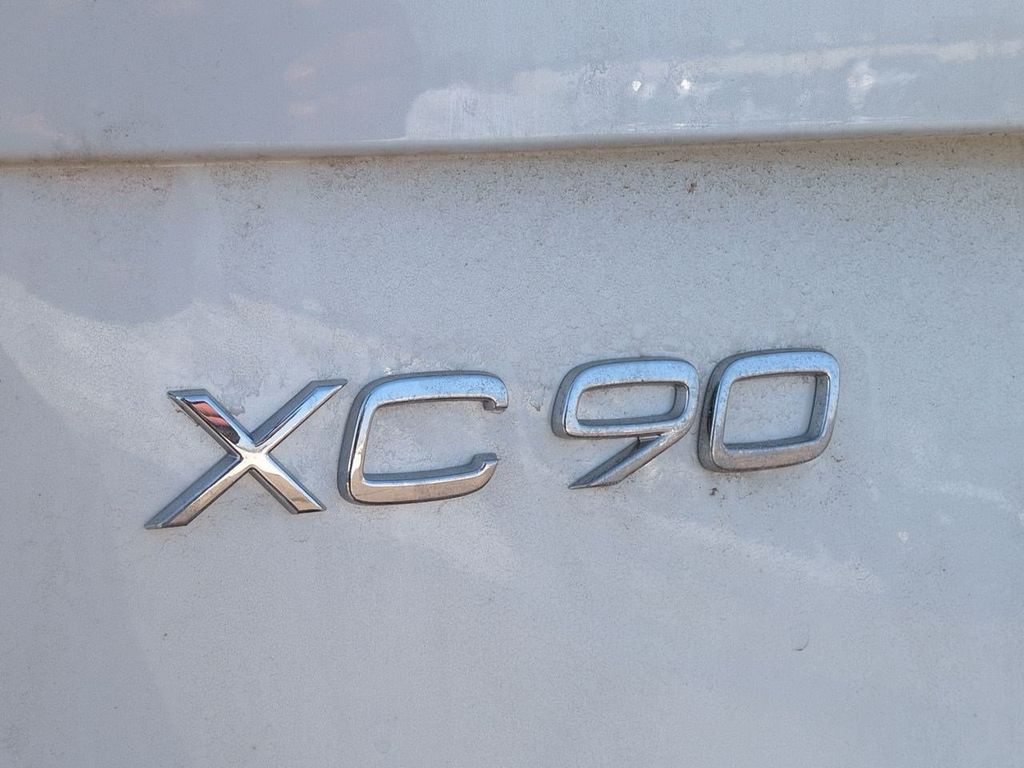 Thumbnail: 2026 Volvo XC90 - 23