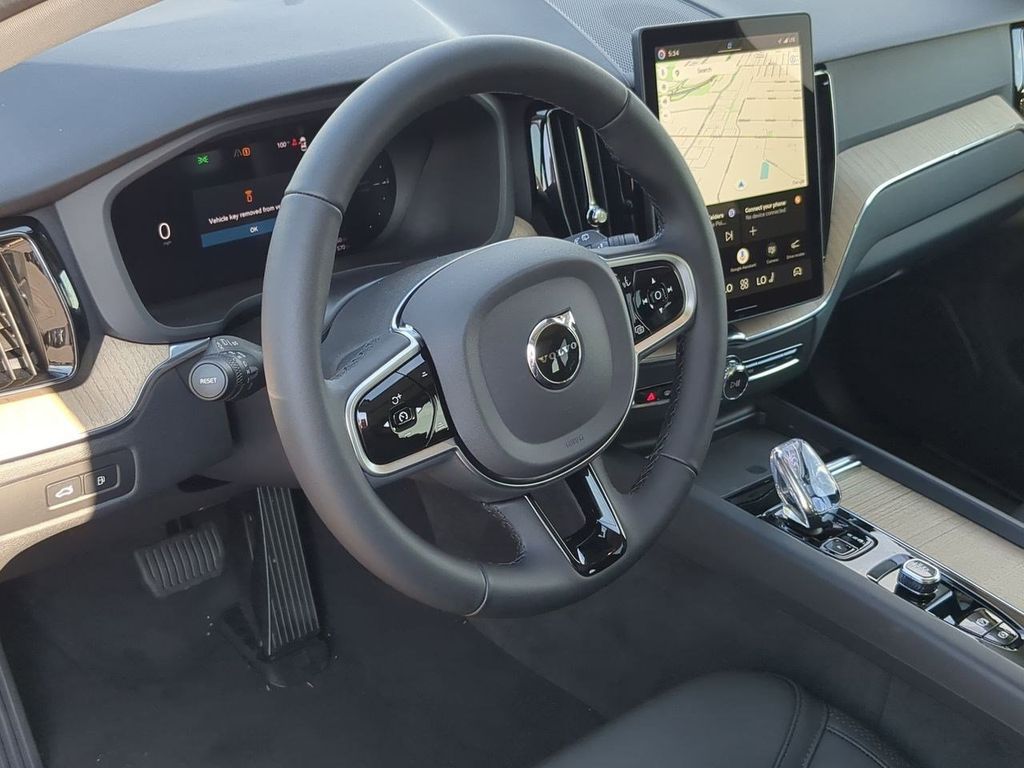 Thumbnail: 2026 Volvo XC60 - 2