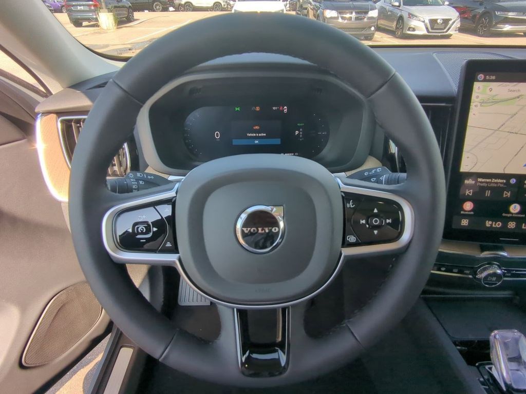 Thumbnail: 2026 Volvo XC60 - 13