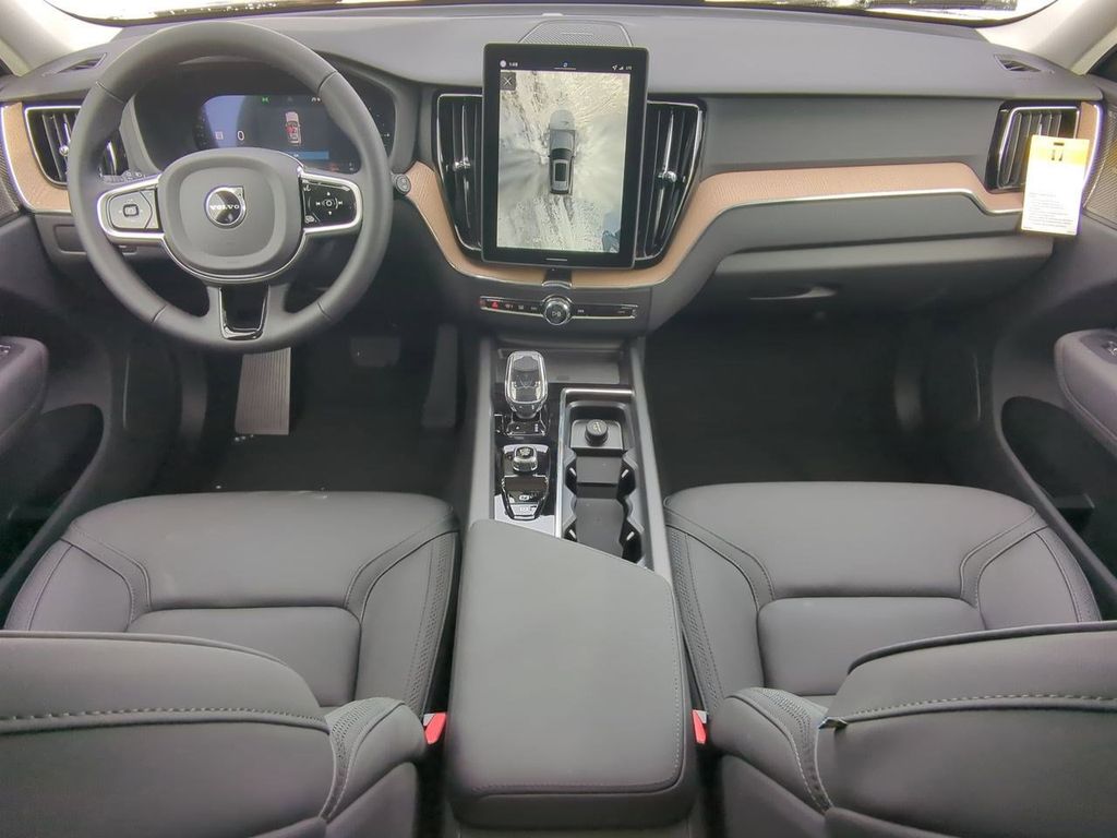Thumbnail: 2026 Volvo XC60 - 9